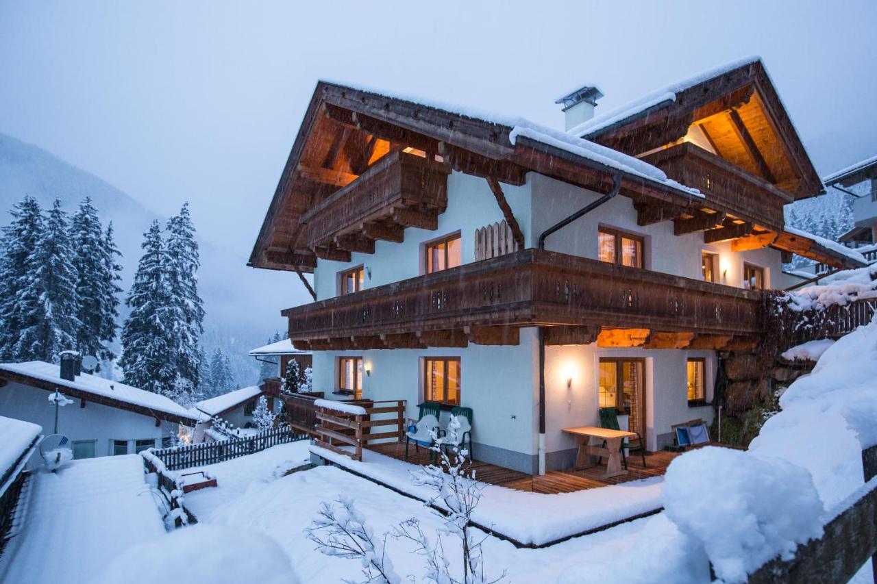 Stubaier Gletscher Xl Apartments Residenz Haus Alpenkoenig Ferienwohnungen Im Alpinen Charme Stubai Super Card Inklusive Neustift im Stubaital Esterno foto