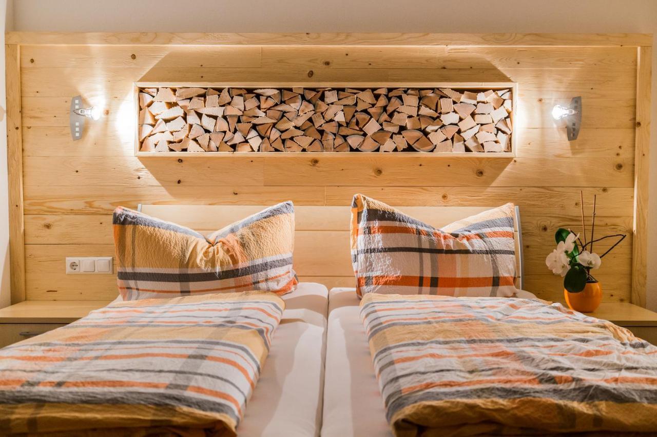 Stubaier Gletscher Xl Apartments Residenz Haus Alpenkoenig Ferienwohnungen Im Alpinen Charme Stubai Super Card Inklusive Neustift im Stubaital Esterno foto