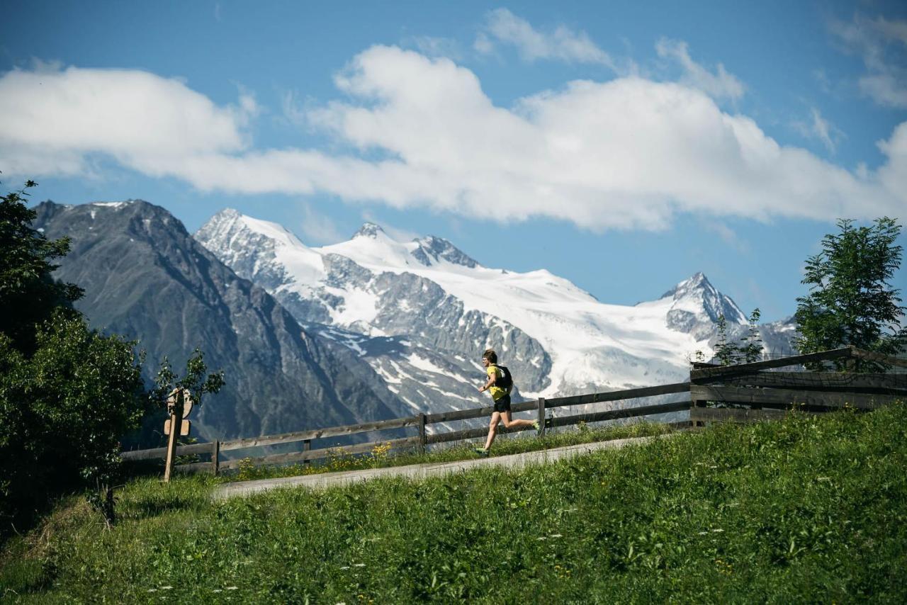 Stubaier Gletscher Xl Apartments Residenz Haus Alpenkoenig Ferienwohnungen Im Alpinen Charme Stubai Super Card Inklusive Neustift im Stubaital Esterno foto