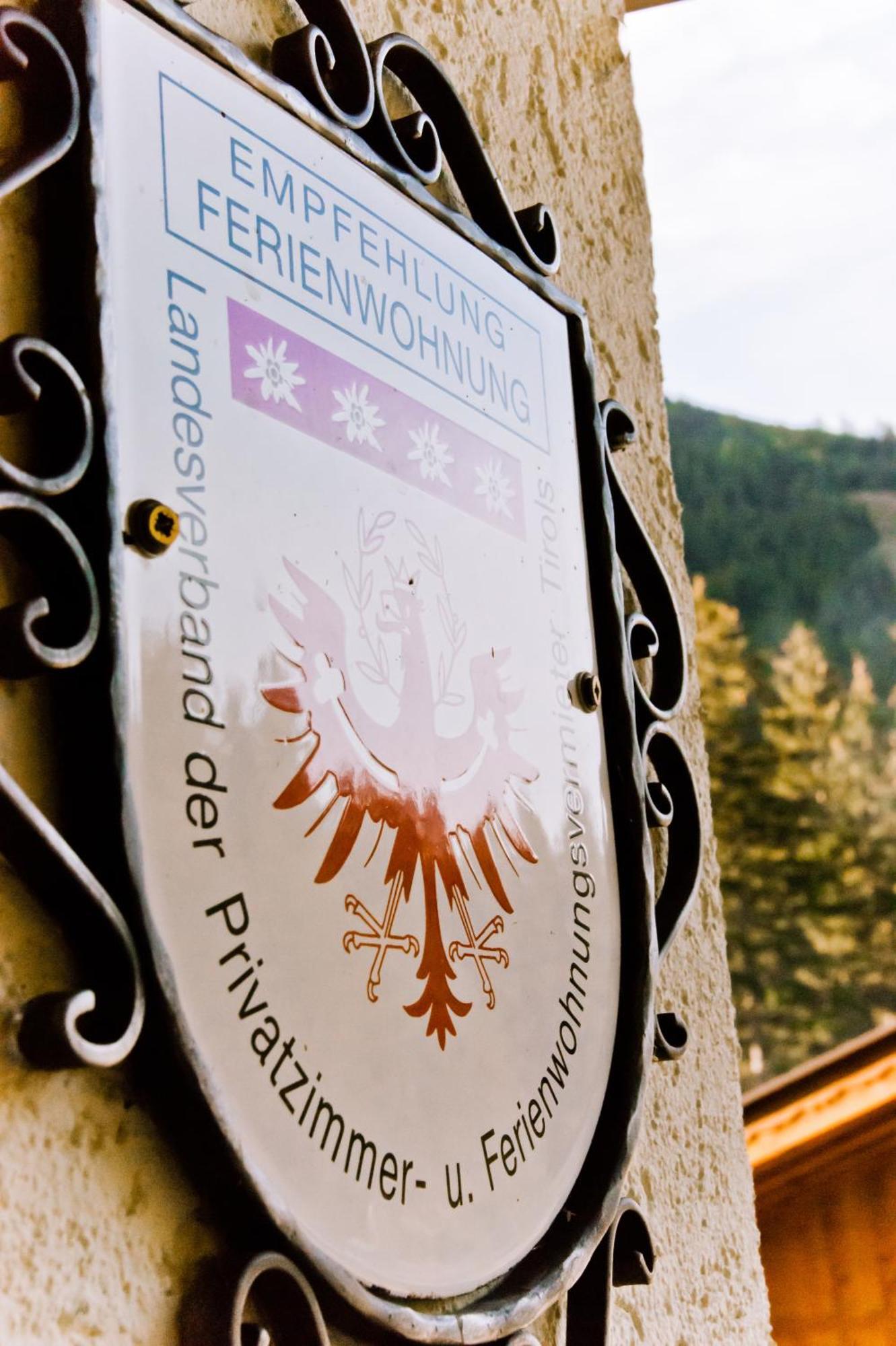 Stubaier Gletscher Xl Apartments Residenz Haus Alpenkoenig Ferienwohnungen Im Alpinen Charme Stubai Super Card Inklusive Neustift im Stubaital Esterno foto